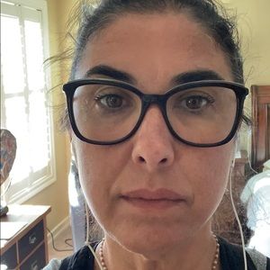 Meet your Posher, Daniela